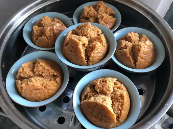 拖拖汐汐                         做过 米发糕(碗糕) 红糖版的米糕