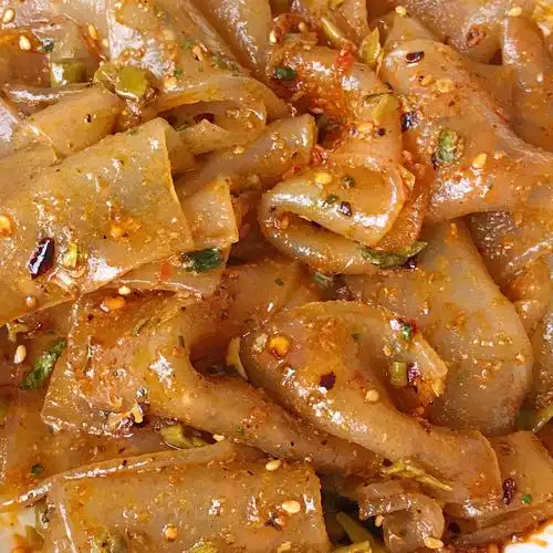 下叉了三包试试味道,没报太大希望毕竟是速食,结果没想到竟然还不错!