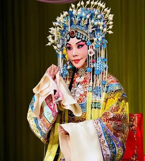 当今京剧界的十大院团长,有人已经退休,有人振兴了一个剧院