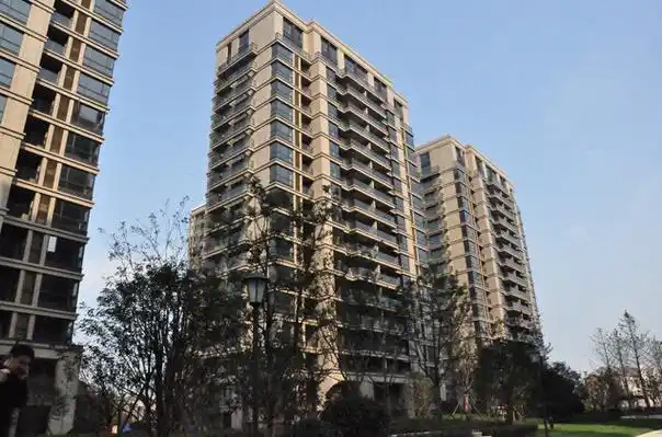 p>西溪海小海公寓是 a target="_blank" href="/item/杭州金成金都