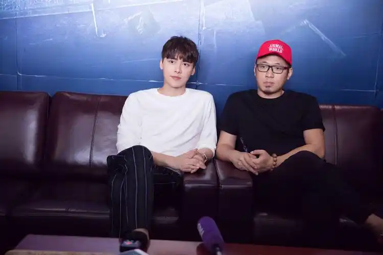 李易峰哈尔滨路演暖心表白粉丝 《动物世界》五天拿下三亿气势如虹