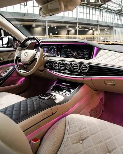 奔驰迈巴赫s600w222米色驾驶舱神仙内饰