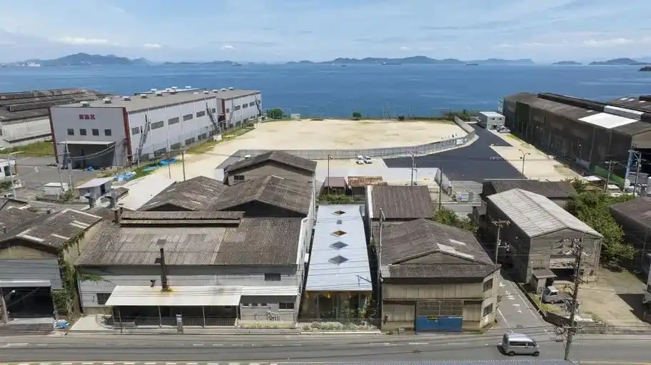 日本santo钢铁厂户外活动空间.老旧工厂的现代化转型 #庭 - 抖音