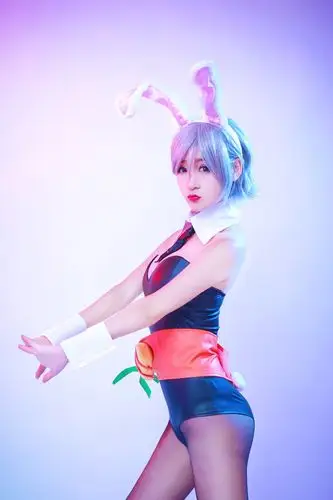 王者荣耀:最美少女cos花木兰兔女,堪比福利图!