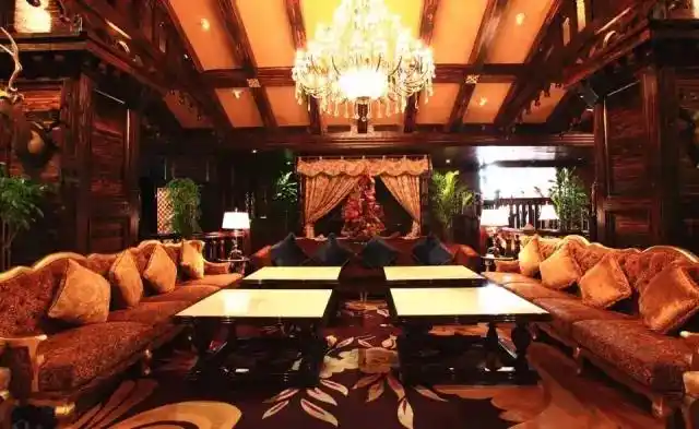 你常去的夜店东方魅力就在刚才被卖了