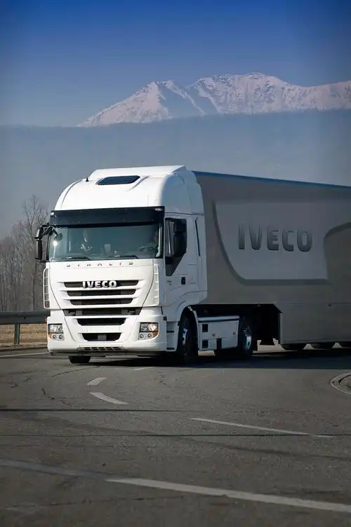 依维柯ecostralis卡车