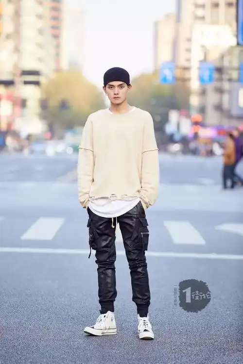 帅哥街拍合集快看哪个穿搭最让你动心