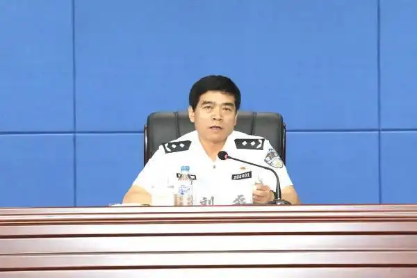图为吉林市副市长,市公安局党组书记,局长刘磊在会上讲话刘磊指出,要