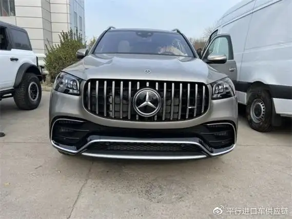 摄图:为本公司现车实拍图片(未经允许,切勿转载)车型:2023款奔驰gls63
