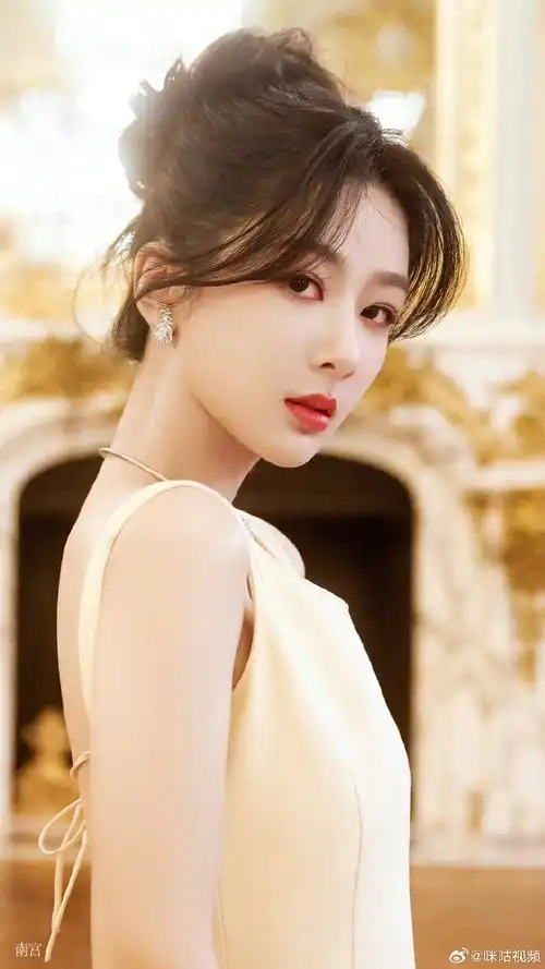 咪咕星鲜事##杨紫夜色大片