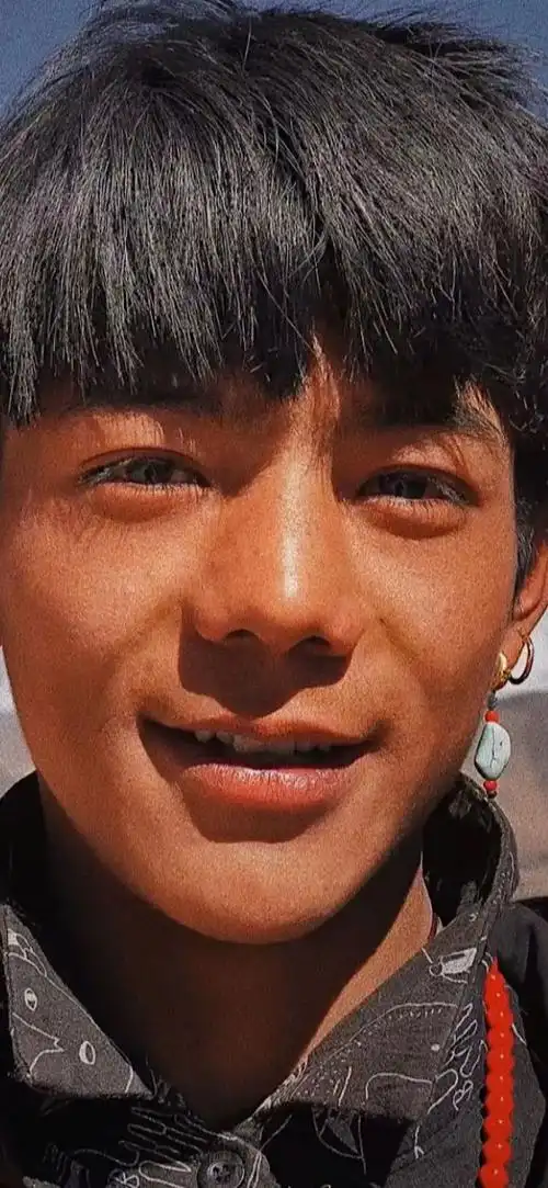 丁真壁纸|扎西丁真,爆红甜野男孩|甜野男孩|扎西丁真