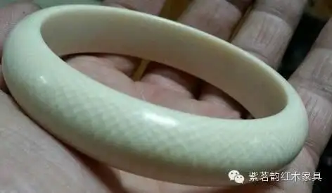 象牙手镯 血料 牙纹多好还是少好