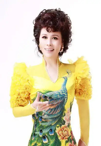 女高音歌唱家李瑛