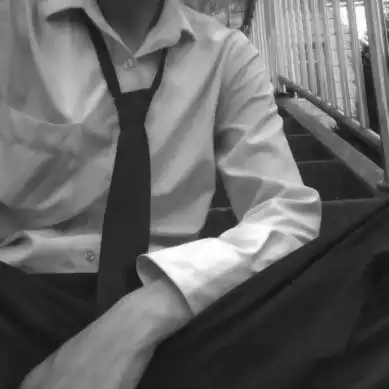 白色衬衫男头像高清不露脸的白色衬衫头像男生图片