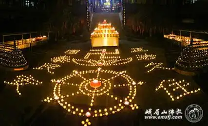 峨眉山伏虎寺举行精进佛七圆满供灯法会