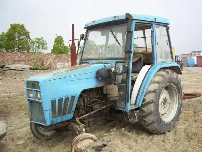 江苏省南通市如皋市三台无牌照旧轮式中型拖拉机拍卖_如皋市人民法院