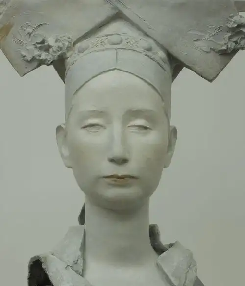 堆云·堆雪 heaping cloud & snow 140x80x80cm 铜着色 copper