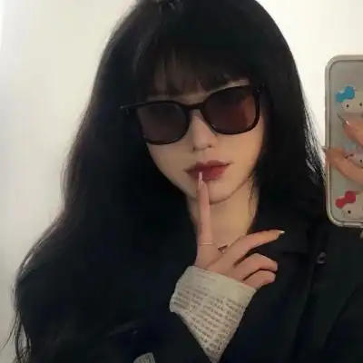 头像女霸气冷酷无情真人女生