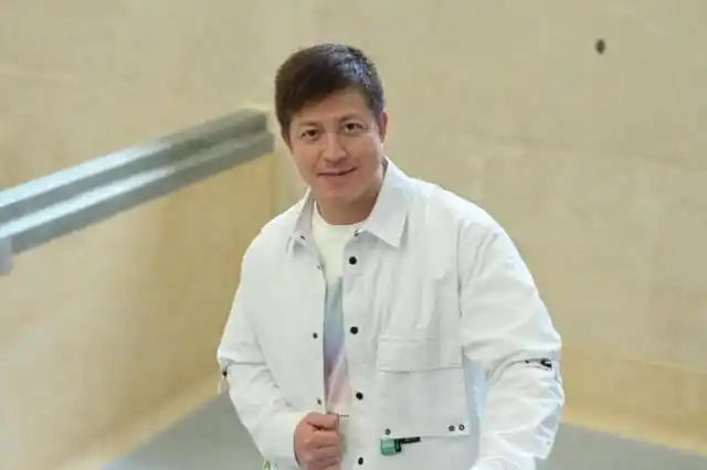 54岁郑健乐官宣离婚结束20年婚姻会与前妻努力照顾自闭症儿子