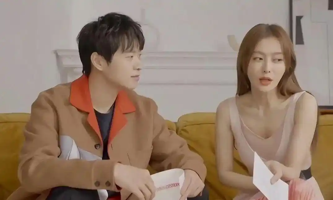 何止找姐姐?"美国魏大勋"前女友81岁!