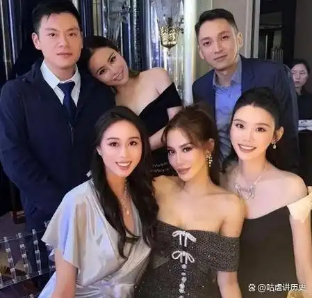 炸裂明星与豪门的差距立竿见影赵露思生图被赌王女儿秒了