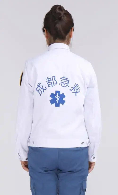 白大褂工作服哪有得卖(定做医生的白大褂工作服装)