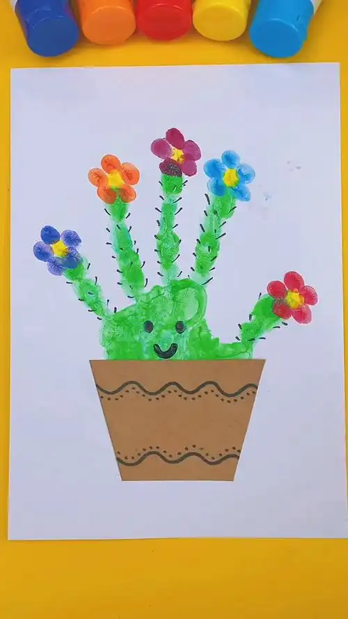 手工制作一起来画可爱的仙人掌手印画吧