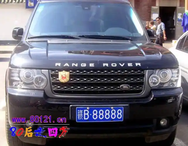 赣b88888是谁的车?赣州最牛的车牌号码街拍图片_车牌街拍网