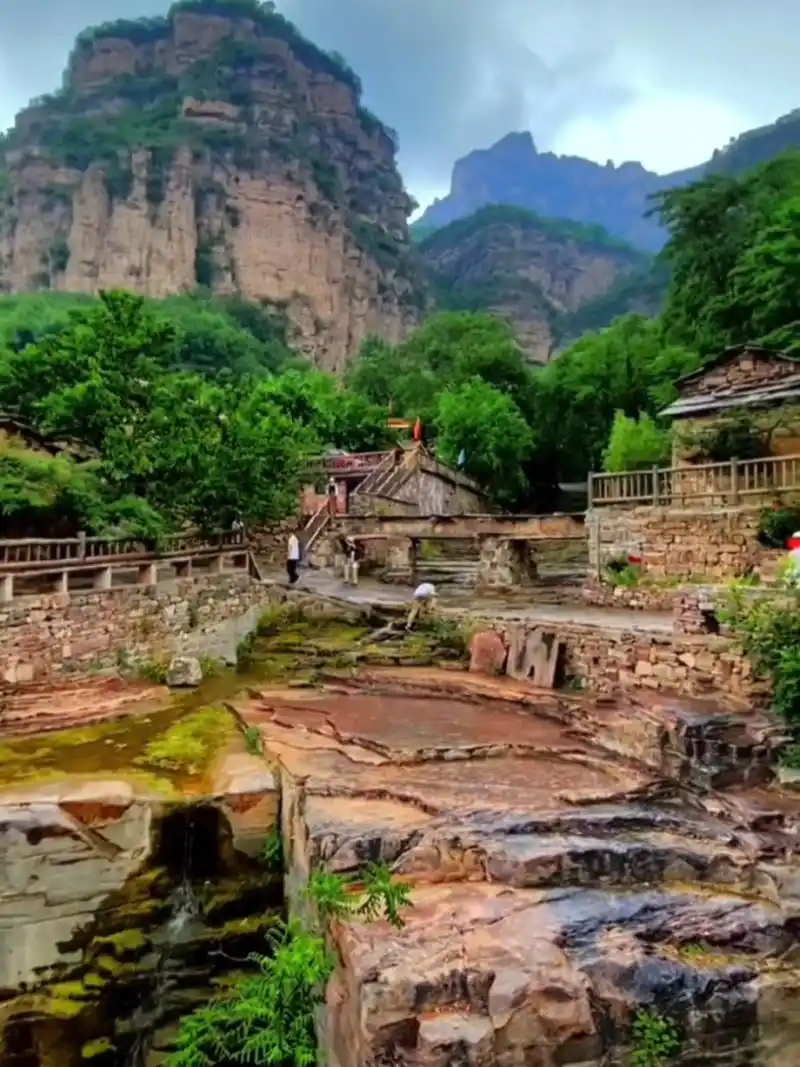 高家台画家村自然山水风光 免费景点之一  周边  太行山把最美的一段