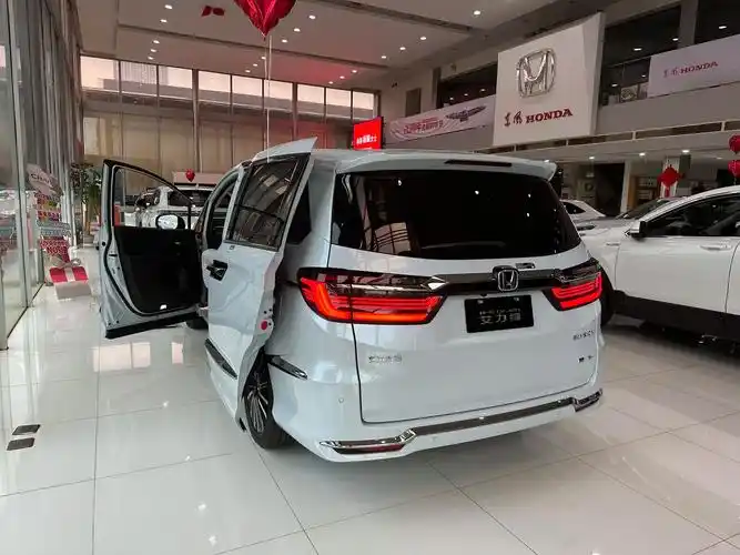 全新本田艾力绅,还蛮帅#艾力绅 #mpv商务车 - 抖音