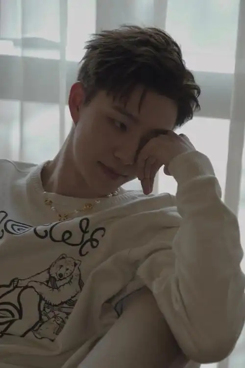 绝绝子,张欣尧每天都刷新帅的高度!这男人!