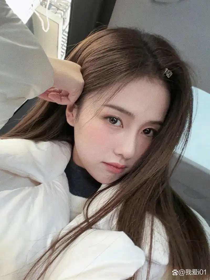 陈伟霆跟章若楠就是炒作,没有恋爱 2.