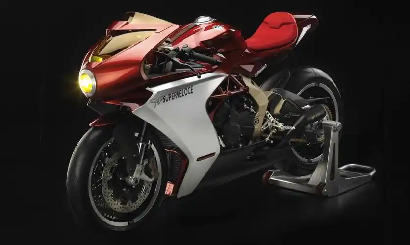 mv奥古斯塔800复古跑车即将上市,将成为跑车中的艺术品