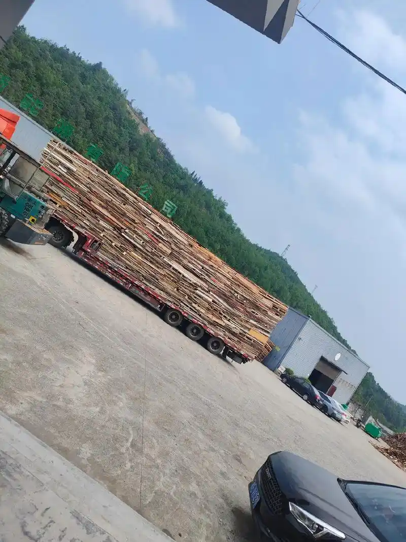 大量收购废柴火#木材回收 #木料边角料 #生物质颗粒 #诚信 - 抖音