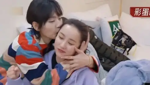 周笔畅哄好吕一,粉丝纷纷喊道房子塌了,"一笔勾销"太甜了