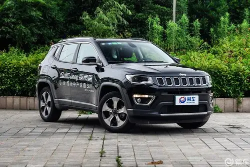 【指南者2017款200t 臻享版侧前45度车头向右水平汽车图片-汽车图片