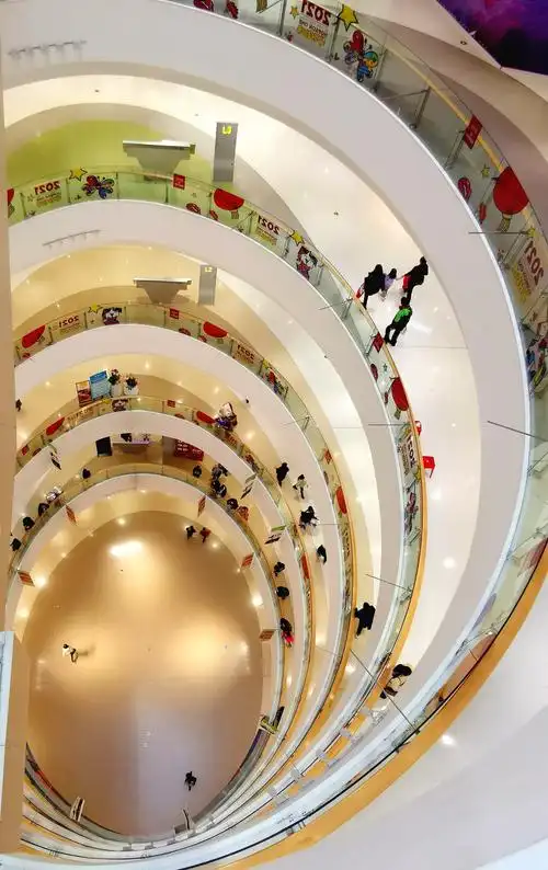 流光溢彩的合生汇