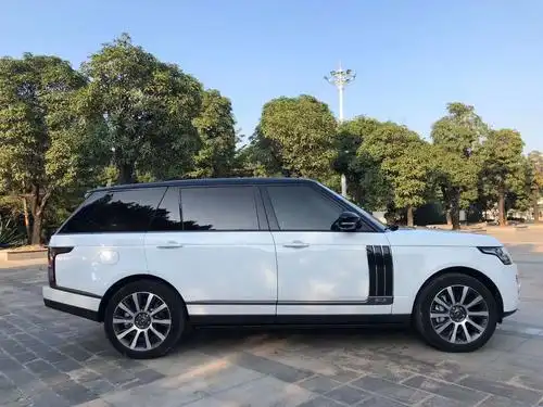 16款路虎揽胜尊崇创世加长版/四座5.