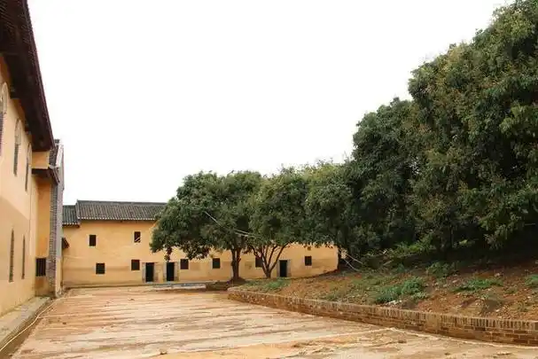 五一出游记|探访广西最大地主庄园——武宣二塘樟村黄肇熙庄园