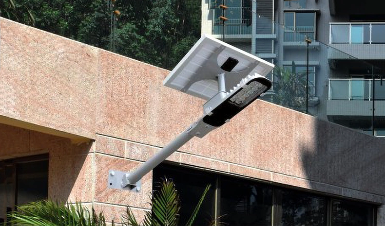 厂家直销分体式太阳能挂壁灯 批发挂壁式太阳能路灯 济南太阳能路灯