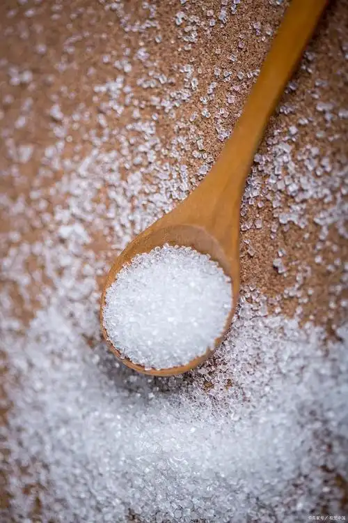 白糖怎么熬糖色才正确?很多人没有掌握其中的小技巧!