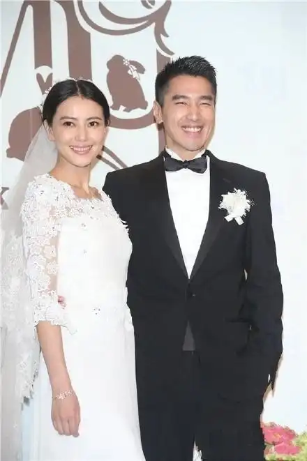 赵又廷曝婚恋观:高圆圆做什么都可以被原谅