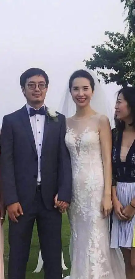 蒋凡接受阿里史上最重处罚!辞职也要和张大奕结婚,小三喜晒豪宅
