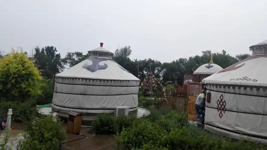 内蒙古呼和浩特马鞍小镇风景照片