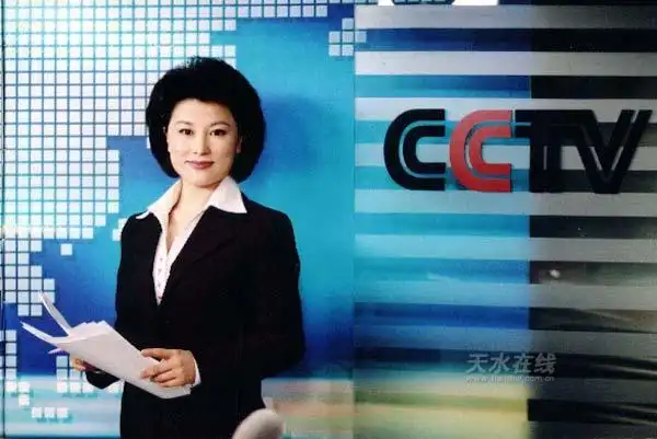 组图:在路上——记天水籍央视新闻播音员和佳