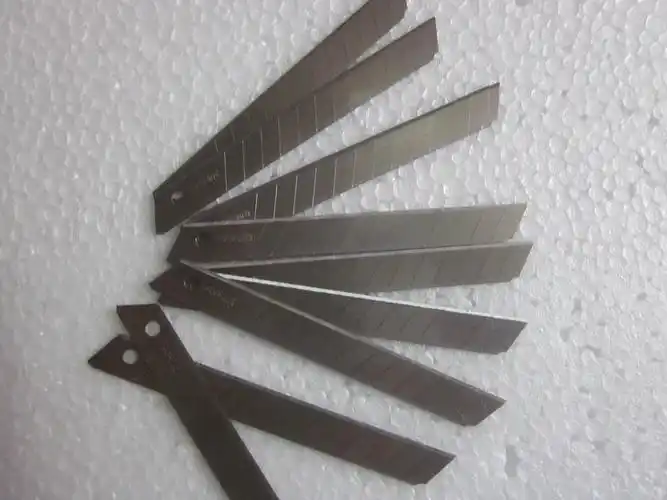 多用折断小刀片批发 小美工刀片 贴膜刀片 尖角刀片 品质保证