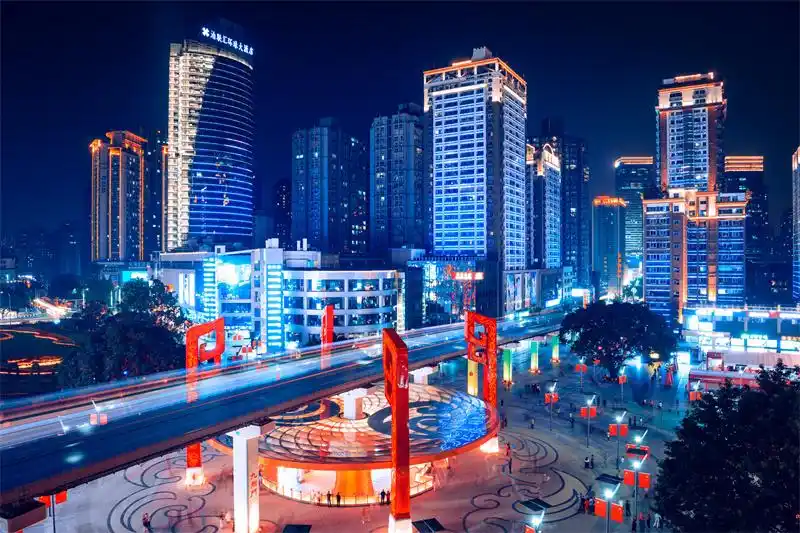 重庆九龙坡:四张名片 推进服务业扩大开放