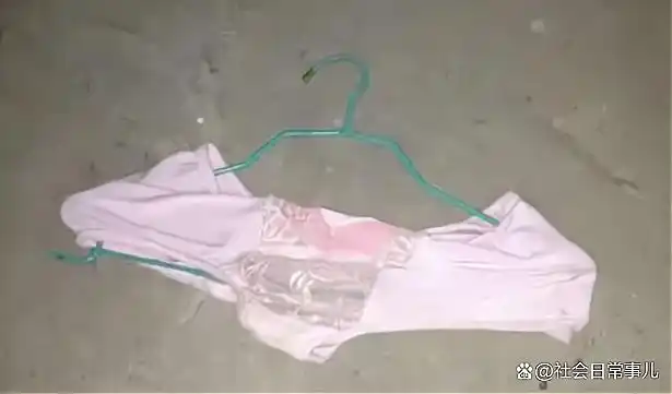 纪实:阳台晾晒内裤接连被偷,两个月丢30条,女生:换洗的都没有