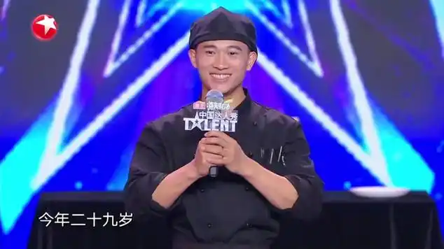 中国达人秀:小伙带上台烤鸭,沈腾吃的贼香,给杨幂看馋了|传媒公司