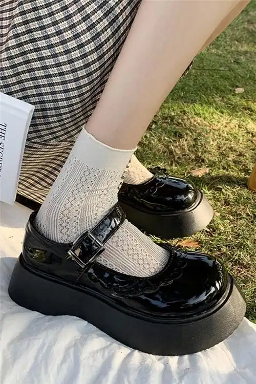 白色圆头玛丽珍鞋单鞋女中高跟复古夏季厚底日系jk英伦风小皮鞋子
